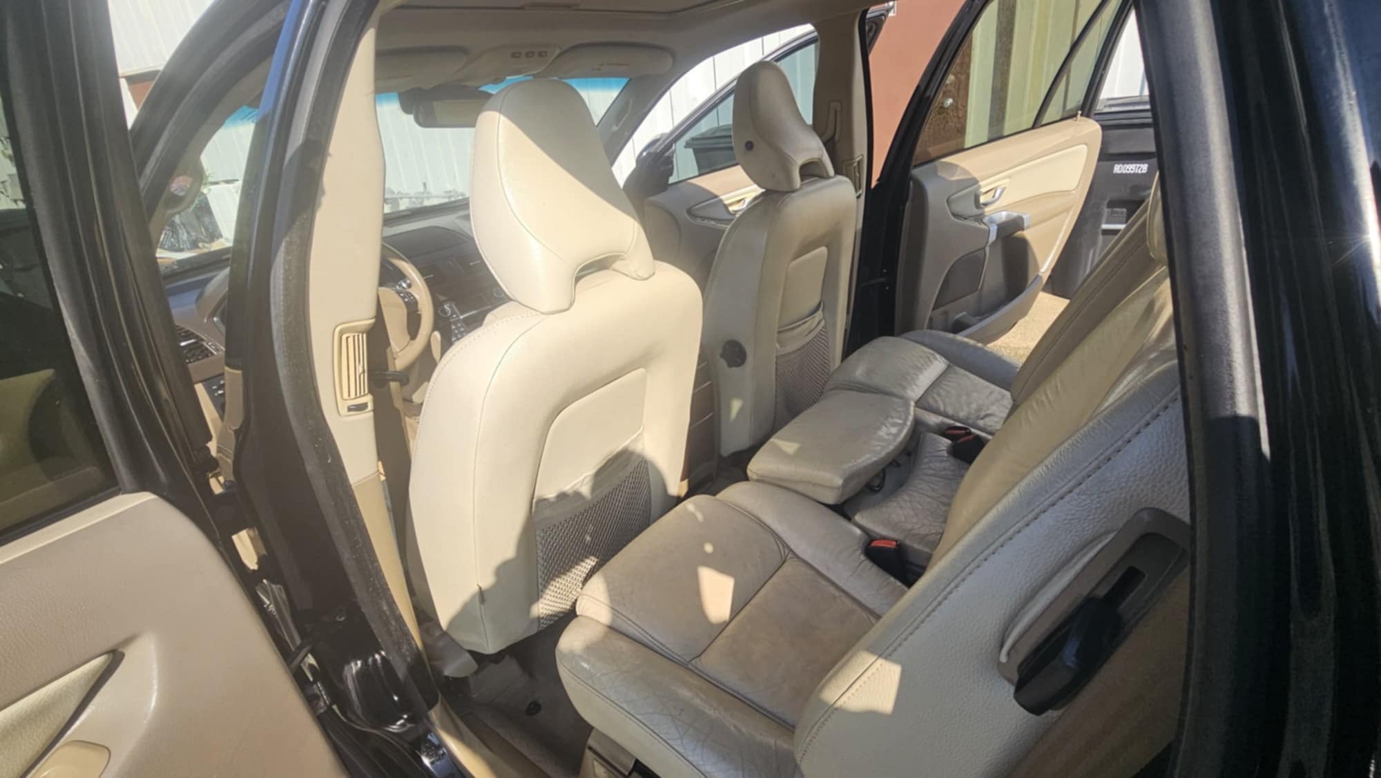 2011 Volvo XC90 3.2 - Photo 9